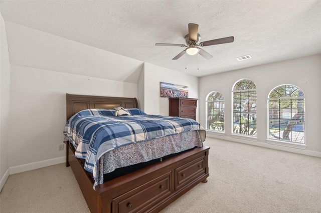 2203 Gleneagles Drive, League City, TX 77573