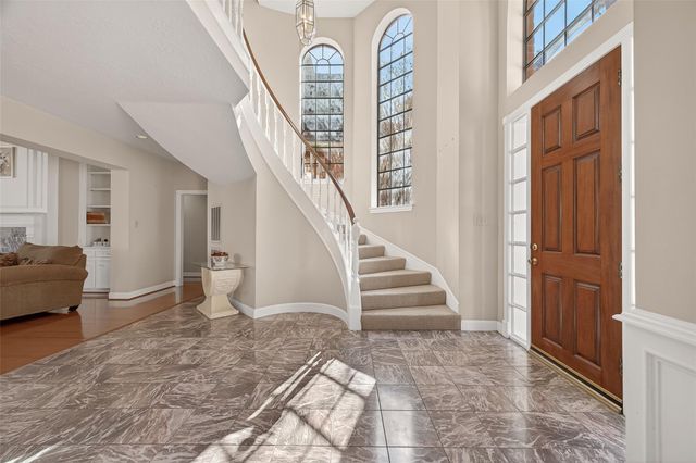 2203 Gleneagles Drive, League City, TX 77573