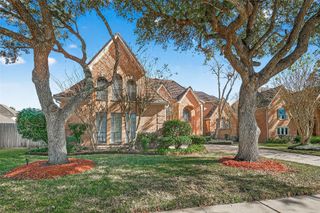 2203 Gleneagles Drive, League City, TX 77573