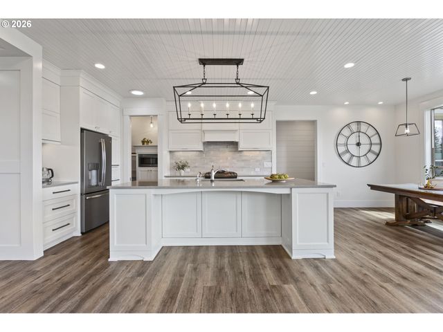 30312 Ne SUNSET FALLS Rd, Yacolt, WA 98675