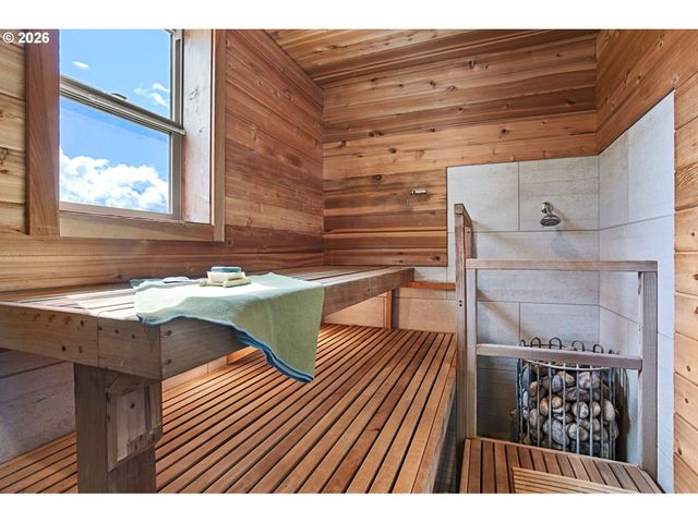 30312 Ne SUNSET FALLS Rd, Yacolt, WA 98675