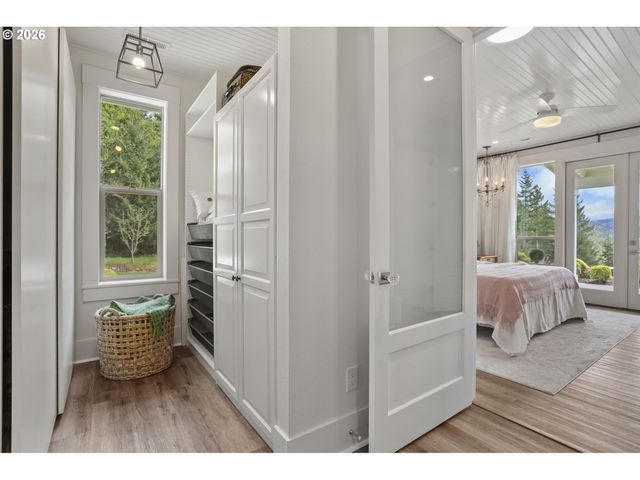 30312 Ne SUNSET FALLS Rd, Yacolt, WA 98675