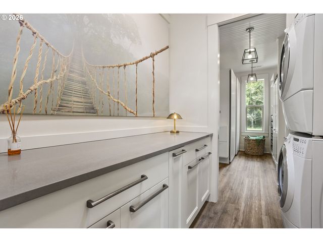 30312 Ne SUNSET FALLS Rd, Yacolt, WA 98675