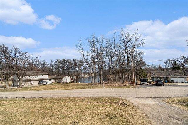 10568 Woodbrook Drive, Cement City, MI 49233