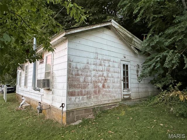 22229 Pike 118, Louisiana, MO 63353