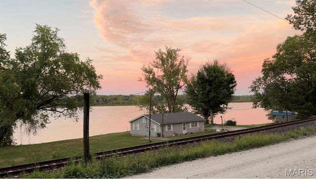 22229 Pike 118, Louisiana, MO 63353