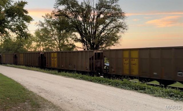 22229 Pike 118, Louisiana, MO 63353