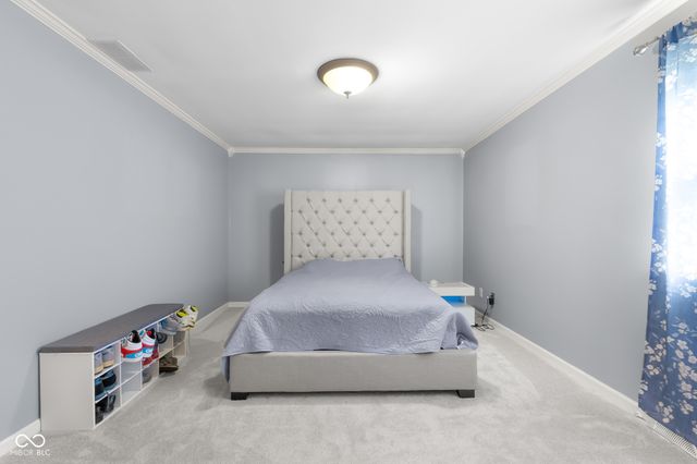 4730 Woodcrest Drive, Columbus, IN 47203