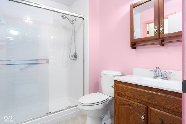 4730 Woodcrest Drive, Columbus, IN 47203