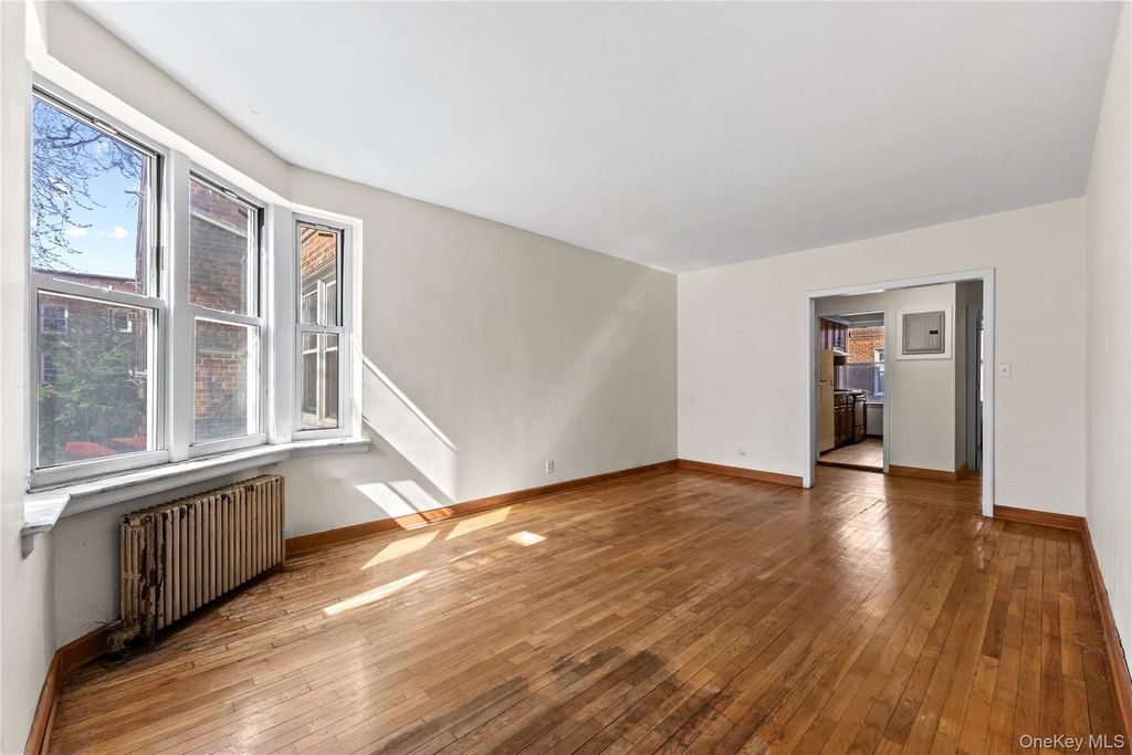141-21 78th Road 1B, Kew Garden Hills, NY 11367 — photo 4