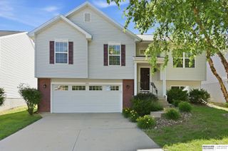 1801 N 207th Street, Elkhorn, NE 68022