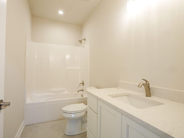 248 Sawgrass Drive, Crown Point, IN 46307