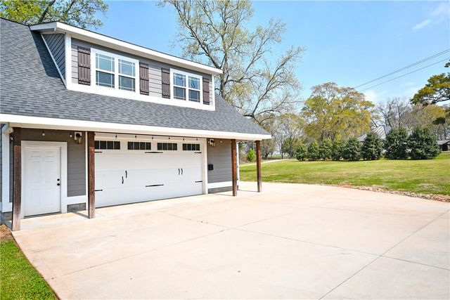 606 Lamar Mitchell Road, Belton, SC 29627