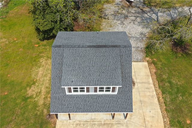 606 Lamar Mitchell Road, Belton, SC 29627