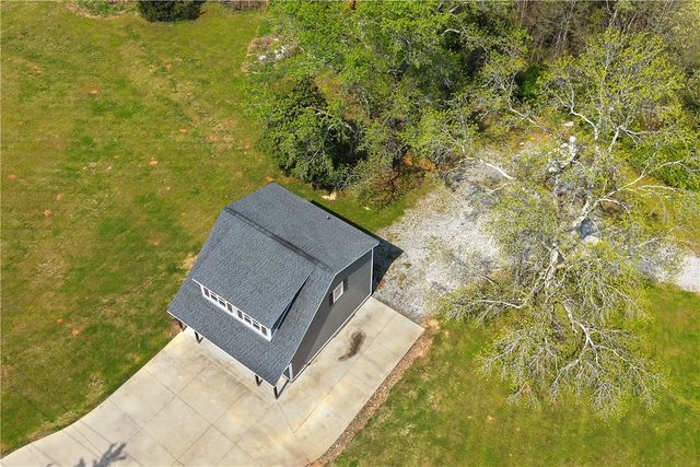 606 Lamar Mitchell Road, Belton, SC 29627