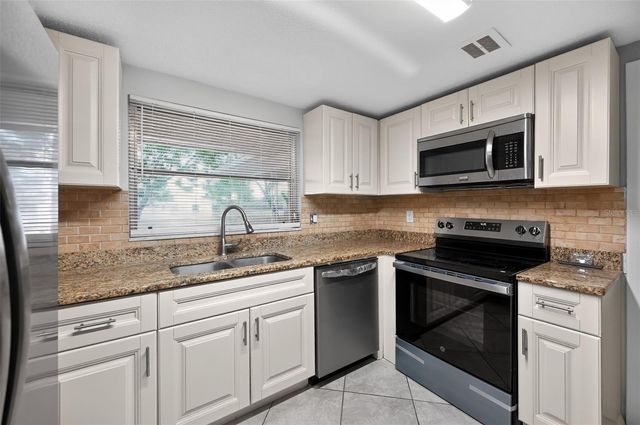 7925 CANNA DRIVE, Port Richey, FL 34668
