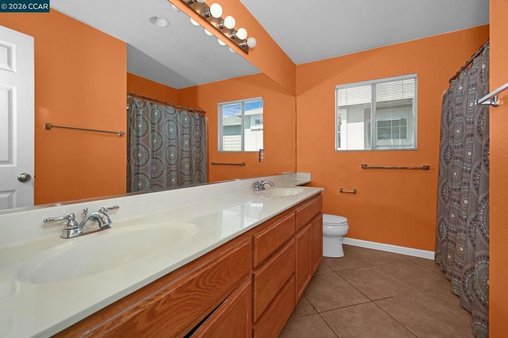 Image 13 of property listing at 616 Ross Circle, Martinez, CA 94553
