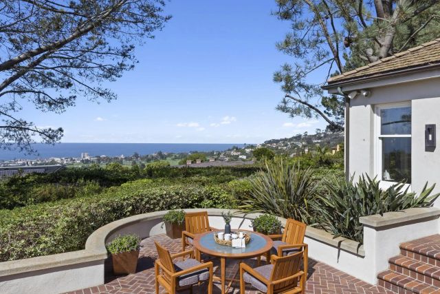 1515 El Camino Del Teatro, La Jolla, CA 92037