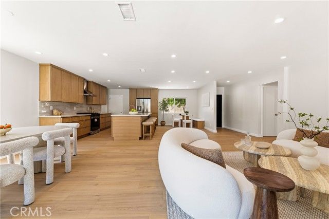 9324 Elben Avenue, Sun Valley (los Angeles), CA 91352