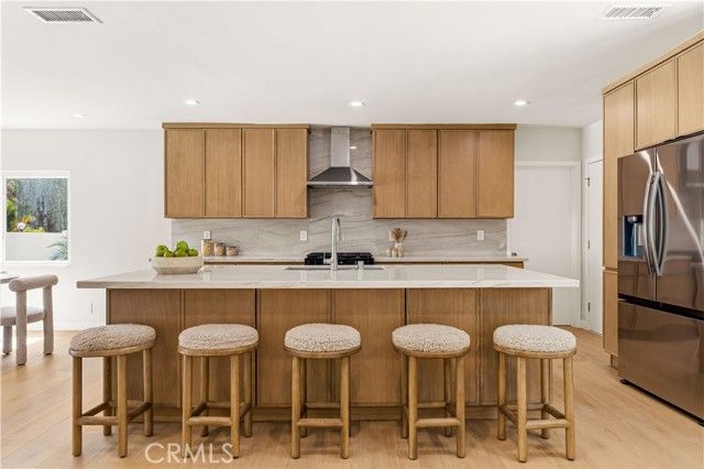 9324 Elben Avenue, Sun Valley (los Angeles), CA 91352