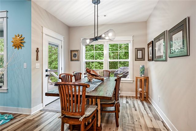 23 Chaucer Drive, Bella Vista, AR 72714