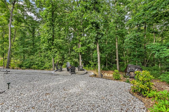 23 Chaucer Drive, Bella Vista, AR 72714