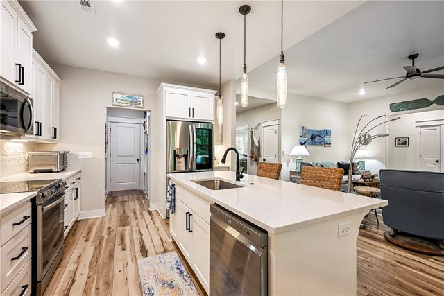 23 Chaucer Drive, Bella Vista, AR 72714