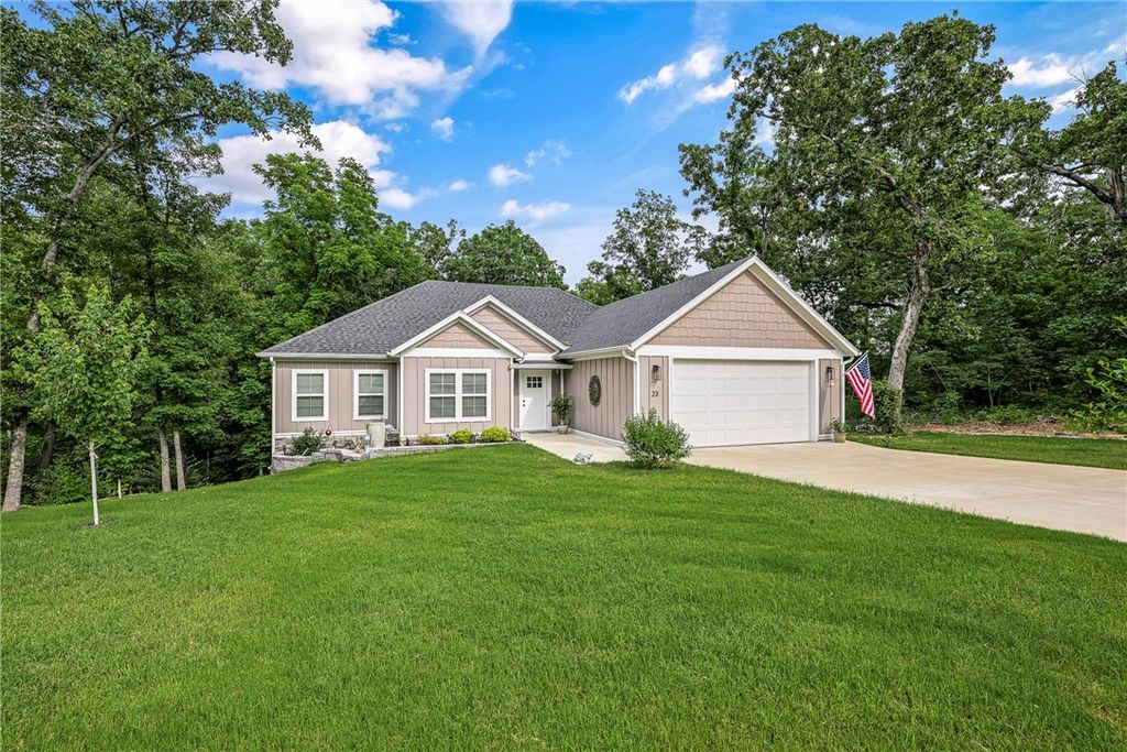 23 Chaucer Drive, Bella Vista, AR 72714