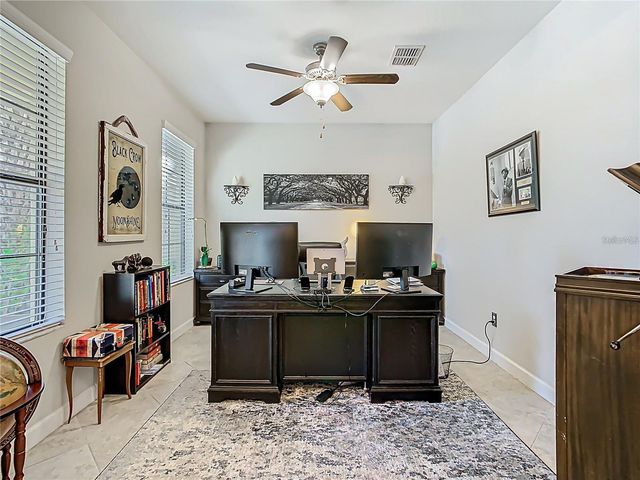 28642 TRANQUIL LAKE CIRCLE, Wesley Chapel, FL 33543