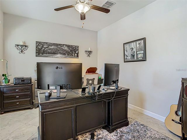 28642 TRANQUIL LAKE CIRCLE, Wesley Chapel, FL 33543