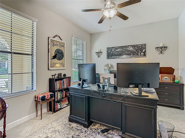 28642 TRANQUIL LAKE CIRCLE, Wesley Chapel, FL 33543