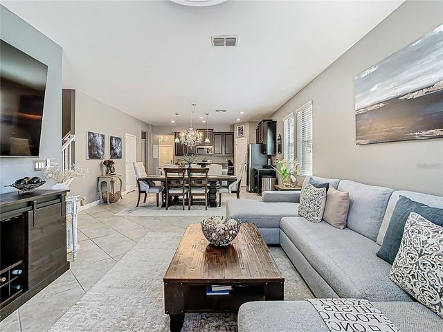 28642 TRANQUIL LAKE CIRCLE, Wesley Chapel, FL 33543