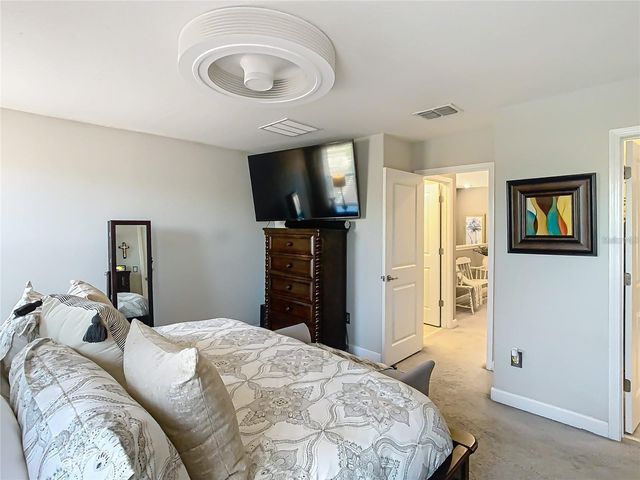 28642 TRANQUIL LAKE CIRCLE, Wesley Chapel, FL 33543