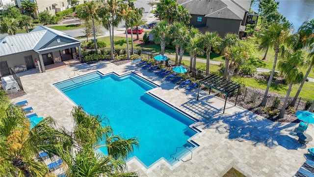 28642 TRANQUIL LAKE CIRCLE, Wesley Chapel, FL 33543