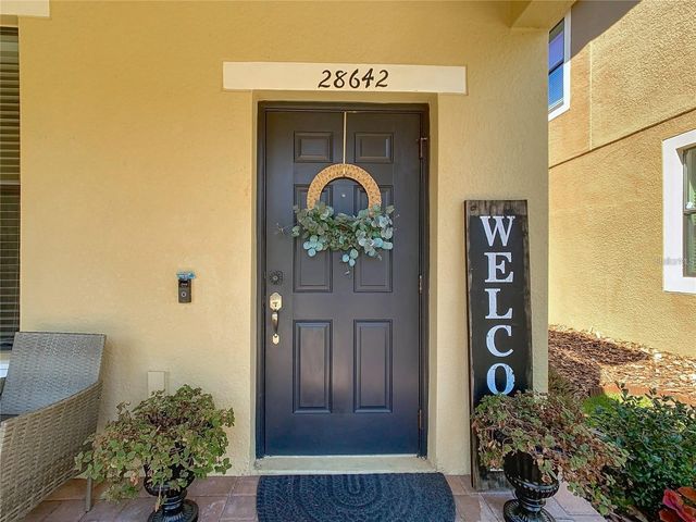 28642 TRANQUIL LAKE CIRCLE, Wesley Chapel, FL 33543