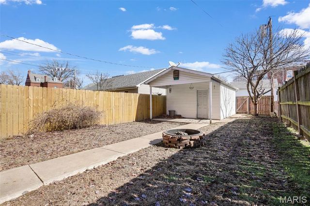 2324 Arkansas Avenue, St Louis, MO 63104