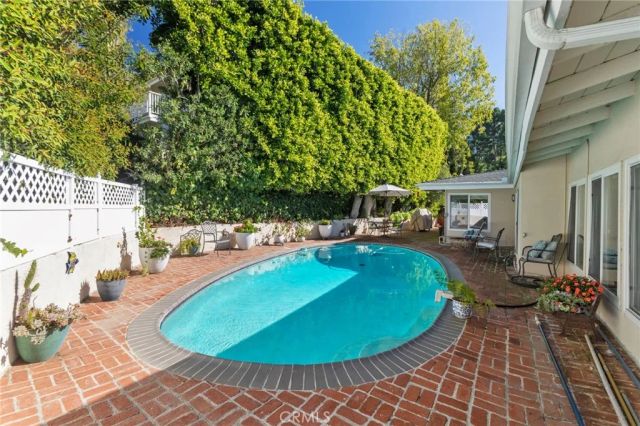 2390 Nalin Drive, Los Angeles, CA 90077