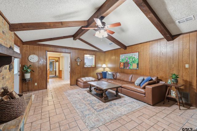 9406 State Highway 154 W, Big Sandy, TX 75755