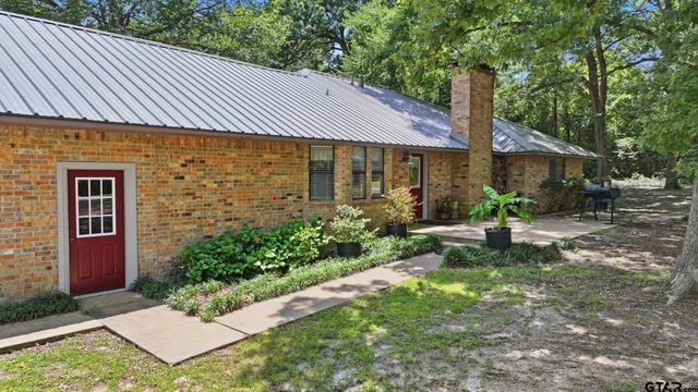 9406 State Highway 154 W, Big Sandy, TX 75755
