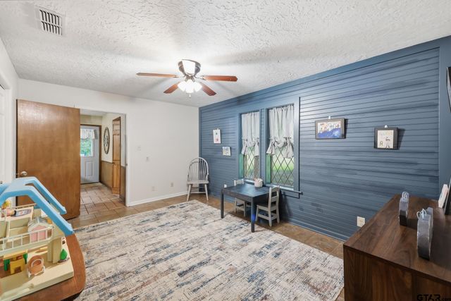 9406 State Highway 154 W, Big Sandy, TX 75755