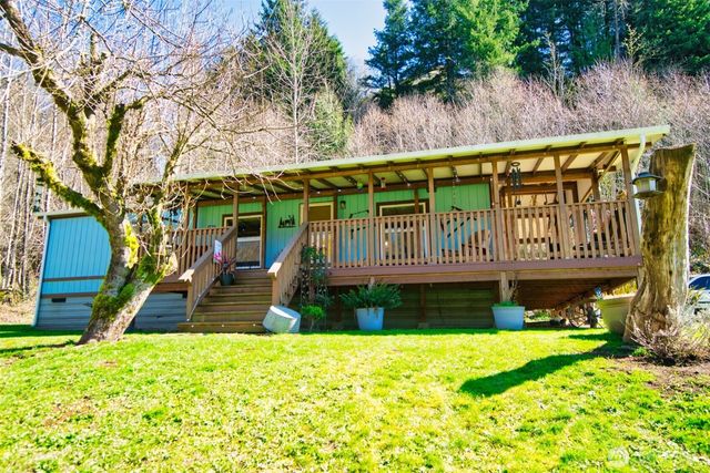 404 Meade Hill Road, Glenoma, WA 98336