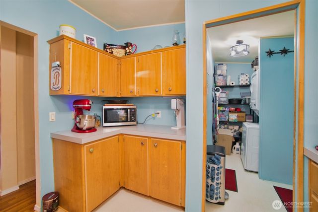 404 Meade Hill Road, Glenoma, WA 98336