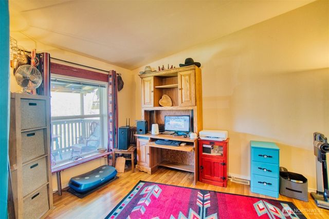 404 Meade Hill Road, Glenoma, WA 98336