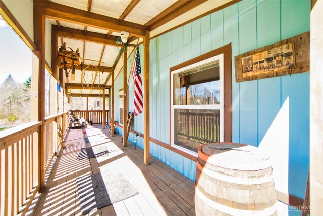 404 Meade Hill Road, Glenoma, WA 98336