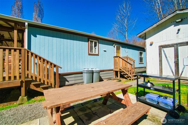 404 Meade Hill Road, Glenoma, WA 98336