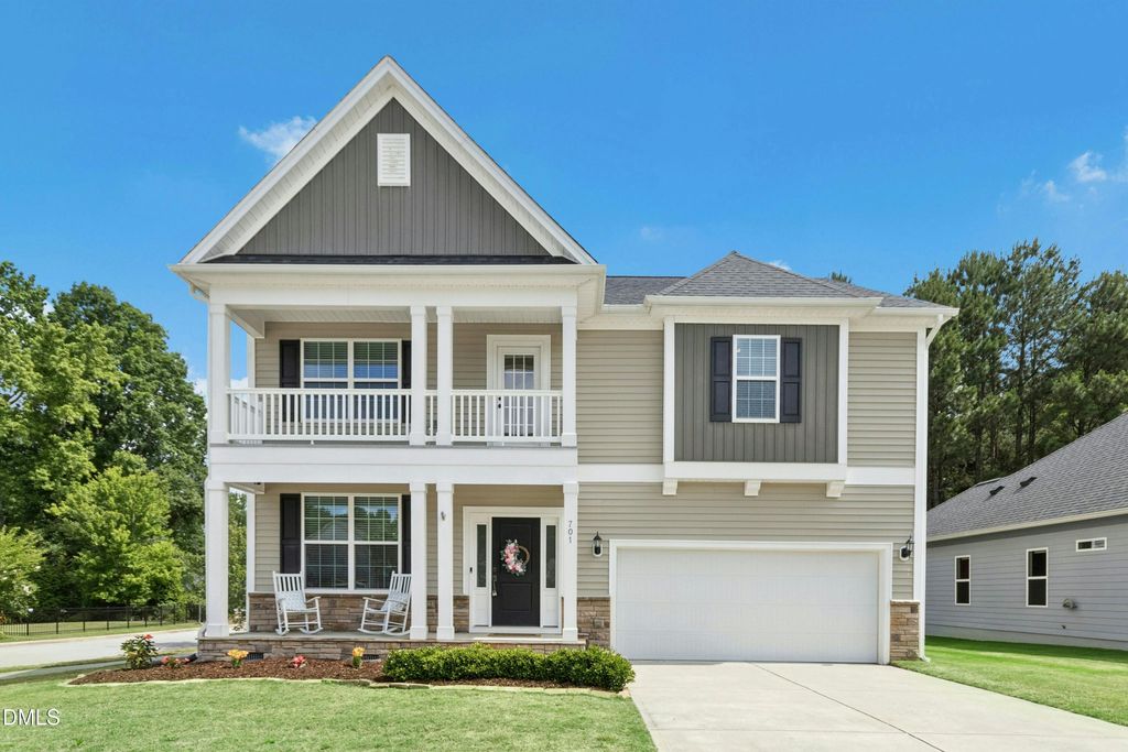 701 Minerva Dale Drive, Fuquay Varina, NC 27526