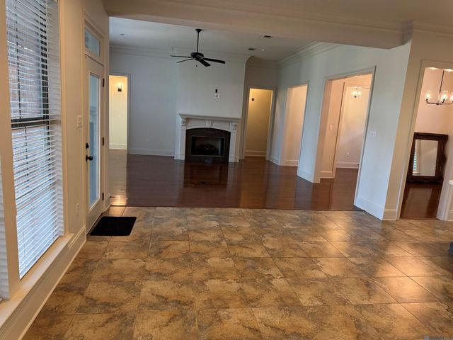 15749 Parkside Ct, Baton Rouge, LA 70817