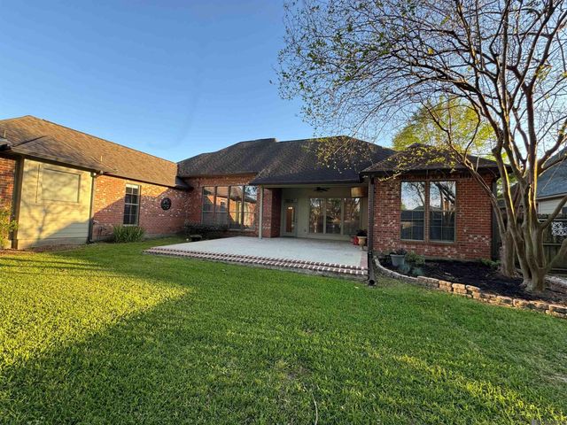 15749 Parkside Ct, Baton Rouge, LA 70817