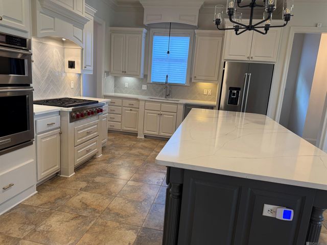 15749 Parkside Ct, Baton Rouge, LA 70817