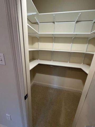 15749 Parkside Ct, Baton Rouge, LA 70817